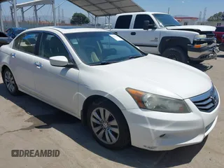 2011 Honda Accord EX-L z VIN 1HGCP3F89BA006661, wystawiony jako IAAI lot #42377513 z przebiegiem 216 863 mil mil oraz . Historia ofert i sprzedaży dostępna na DreamBid. Obrazek 1.