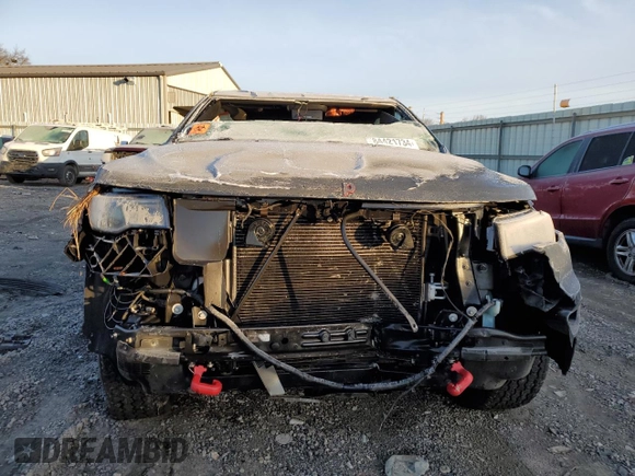 2017 Jeep Grand Cherokee Trailhawk with VIN 1C4RJFLT0HC694583, listed as a Copart auction lot 84421734 with 116,772 mi miles and Salvage title. Bid and sale history available at DreamBid. Image 5.