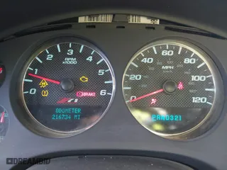 2008 Chevrolet Avalanche LS with VIN 3GNFK12318G149856, listed as a IAAI auction lot 41435274 with 216,734 mi miles. Bid and sale history available at carsss.com. Image 7.