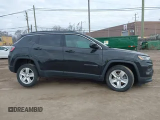 2022 Jeep Compass Latitude with VIN 3C4NJDBB6NT117925, listed as a IAAI auction lot 41779788 with 58,480 mi miles and . Bid and sale history available at DreamBid. Image 13.