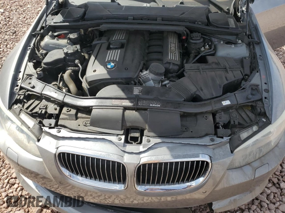 2012 BMW 3 Series 328i z VIN WBADW7C50CE728759, wystawiony jako Copart lot #51650185 z przebiegiem Nie podano mil oraz Szkoda całkowita • Salvage title. Historia ofert i sprzedaży dostępna na DreamBid. Obrazek 11.