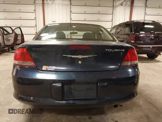 2005 Chrysler Sebring Touring z VIN 1C3EL56R15N659607, wystawiony jako IAAI lot #42102595 z przebiegiem 155 185 mil mil oraz . Historia ofert i sprzedaży dostępna na DreamBid. Obrazek 16.