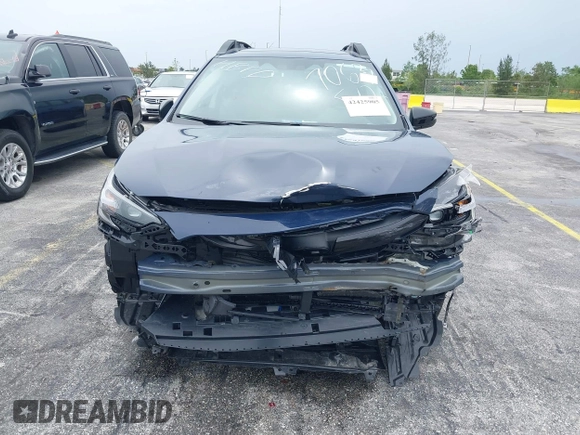 2025 Subaru Outback Onyx with VIN 4S4BTALC6S3177063, listed as a IAAI auction lot 42425905 with 6,541 mi miles and . Bid and sale history available at DreamBid. Image 6.