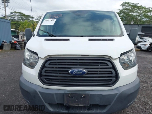 2018 Ford Transit z VIN 1FTYR1YM9JKB43850, wystawiony jako IAAI lot #42151963 z przebiegiem 72 286 mil mil oraz . Historia ofert i sprzedaży dostępna na DreamBid. Obrazek 6.