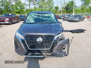 2023 Nissan Kicks S z VIN 3N1CP5BV2PL487717, wystawiony jako IAAI lot #42228018 z przebiegiem 44 419 mil mil oraz . Historia ofert i sprzedaży dostępna na DreamBid. Obrazek 12.