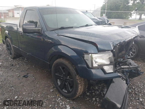 2014 Ford F-150 XL with VIN 1FTMF1CF7EKE73718, listed as a IAAI auction lot 42662490 with 132,762 mi miles and . Bid and sale history available at DreamBid. Image 1.
