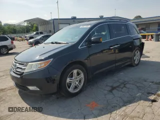 2013 Honda Odyssey Touring with VIN 5FNRL5H95DB060247, listed as a Copart auction lot 60527395 with 195,988 mi miles and Salvage title. Bid and sale history available at DreamBid. Image 1.