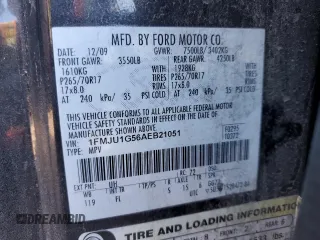 2010 Ford Expedition SSV z VIN 1FMJU1G56AEB21051, wystawiony jako Copart lot #53277855 z przebiegiem 163 683 mil mil oraz Szkody całkowita. Historia ofert i sprzedaży dostępna na DreamBid. Obrazek 13.
