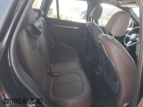 2021 BMW X1 xDrive28i с VIN WBXJG9C04M5T50887, выставлен на аукционе Copart как лот 56631925 с пробегом 31 368 миль миль и Списание • Salvage title. История ставок и продаж доступна на DreamBid. Изображение 11.