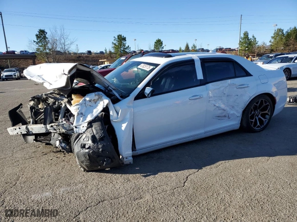 2015 Chrysler 300 with VIN 2C3CCABG3FH830422, listed as a Copart auction lot 47825175 with NaN miles and Salvage Title. Bid and sale history available at carsss.com. Image 1.