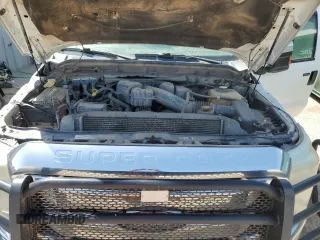 2015 Ford F-350 Platinum with VIN 1FT7W3B65FEB44882, listed as a Copart auction lot 52572825 with 307,996 mi miles and Clean Title. Bid and sale history available at DreamBid. Image 11.