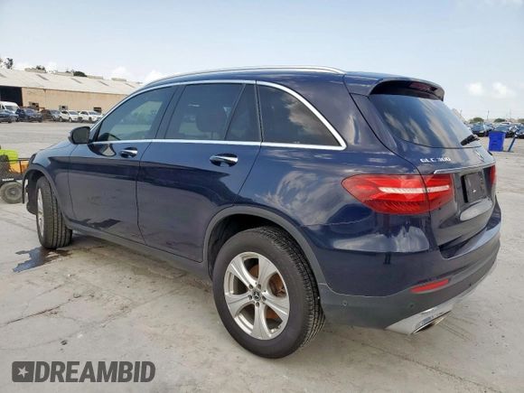 2018 Mercedes-Benz GLC 300 z VIN WDC0G4JB5JV078484, wystawiony jako Copart lot #58622385 z przebiegiem 75 949 mil mil oraz Szkoda całkowita • Salvage title. Historia ofert i sprzedaży dostępna na DreamBid. Obrazek 2.