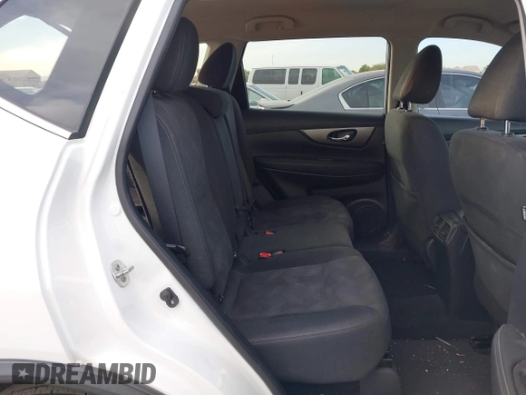 2016 Nissan Rogue SV with VIN KNMAT2MV4GP692858, listed as a IAAI auction lot 41174106 with 85,499 mi miles. Bid and sale history available at carsss.com. Image 8.