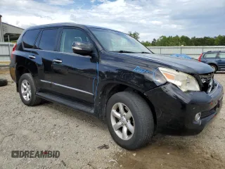 2013 Lexus GX 460 z VIN JTJBM7FX1D5059848, wystawiony jako Copart lot #55605985 z przebiegiem 193 794 mil mil oraz Szkoda całkowita • Salvage title. Historia ofert i sprzedaży dostępna na DreamBid. Obrazek 4.
