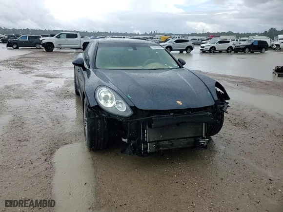 2016 Porsche Panamera 4 with VIN WP0AA2A72GL001426, listed as a Copart auction lot 70510594 with 41,359 mi miles and Salvage Title. Bid and sale history available at carsss.com. Image 10.