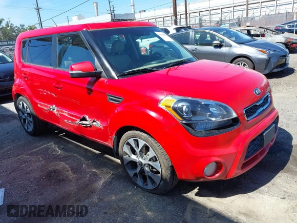 2013 Kia Soul ! with VIN KNDJT2A65D7618115, listed as a IAAI auction lot 41838807 with 52,159 mi miles. Bid and sale history available at carsss.com. Image 1.