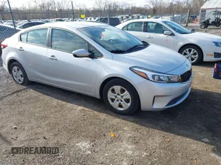 2018 Kia Forte LX with VIN 3KPFK4A77JE226083, listed as a IAAI auction lot 41917920 with 152,803 mi miles. Bid and sale history available at carsss.com. Image 1.
