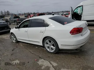 2015 Volkswagen Passat SEL Premium z VIN 1VWCV7A34FC093870, wystawiony jako Copart lot #45587835 z przebiegiem Nie podano mil oraz Szkoda całkowita • Salvage title. Historia ofert i sprzedaży dostępna na DreamBid. Obrazek 2.