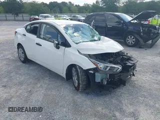 2020 Nissan Versa S z VIN 3N1CN8DV4LL864966, wystawiony jako IAAI lot #42260836 z przebiegiem Nie podano mil oraz . Historia ofert i sprzedaży dostępna na DreamBid. Obrazek 1.