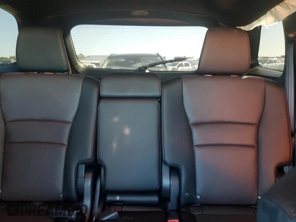2024 Honda Passport Black Edition with VIN 5FNYF8H8XRB001214, listed as a Copart auction lot 87203914 with 23,124 mi miles and Salvage title. Bid and sale history available at DreamBid. Image 10.