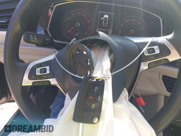 2019 Volkswagen Jetta S z VIN 3VWCB7BU1KM235505, wystawiony jako IAAI lot #42327298 z przebiegiem 54 126 mil mil oraz . Historia ofert i sprzedaży dostępna na DreamBid. Obrazek 11.