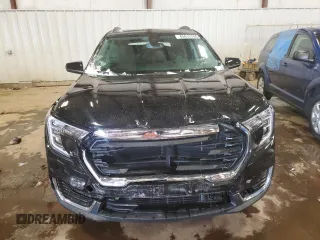 2024 GMC Terrain SLE z VIN 3GKALTEG3RL392446, wystawiony jako Copart lot #45815785 z przebiegiem 1326 mil mil oraz Szkoda całkowita • Salvage title. Historia ofert i sprzedaży dostępna na DreamBid. Obrazek 5.