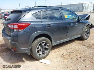 2019 Subaru Crosstrek Premium with VIN JF2GTACC0KH204563, listed as a IAAI auction lot 41864400 with 1 mi miles. Bid and sale history available at carsss.com. Image 4.