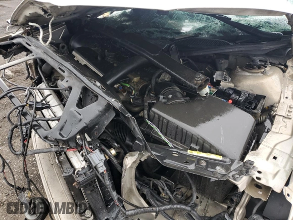 2001 Volvo V70 with VIN YV1SZ58D111012327, listed as a Copart auction lot 49715295 with 0 mi miles and Salvage Title. Bid and sale history available at carsss.com. Image 12.