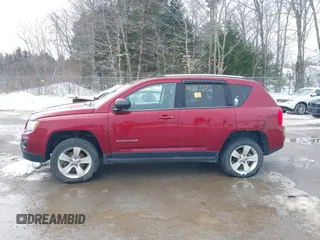 2013 Jeep Compass Sport with VIN 1C4NJDBB2DD249200, listed as a IAAI auction lot 41617232 with 186,413 mi miles. Bid and sale history available at carsss.com. Image 12.