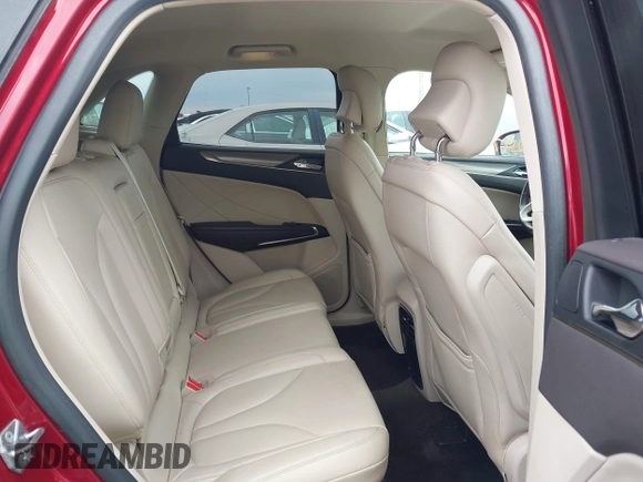 2017 Lincoln MKC Premiere with VIN 5LMCJ1C90HUL32656, listed as a IAAI auction lot 41929745 with 84,036 mi miles and . Bid and sale history available at DreamBid. Image 8.