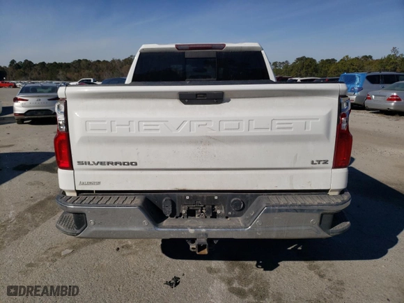 2019 Chevrolet Silverado 1500 LTZ with VIN 3GCPWEED8KG154203, listed as a Copart auction lot 83456524 with 60,336 mi miles and Salvage Title. Bid and sale history available at carsss.com. Image 6.
