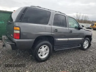 2005 GMC Yukon SLT z VIN 1GKEC13T35J119126, wystawiony jako Copart lot #47849455 z przebiegiem 301 785 mil mil oraz Szkoda całkowita • Salvage title. Historia ofert i sprzedaży dostępna na DreamBid. Obrazek 3.