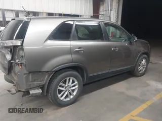 2015 Kia Sorento LX with VIN 5XYKT3A62FG629203, listed as a IAAI auction lot 40448787 with 114,429 mi miles. Bid and sale history available at carsss.com. Image 14.