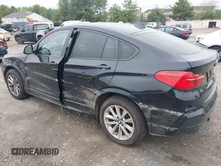 2017 BMW X4 M40i z VIN 5UXXW7C58H0U25635, wystawiony jako IAAI lot #42222381 z przebiegiem 95 307 mil mil oraz . Historia ofert i sprzedaży dostępna na DreamBid. Obrazek 3.