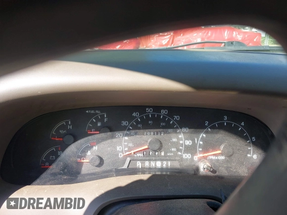2000 Ford F-250 XL with VIN 1FTNX21L2YED40884, listed as a IAAI auction lot 42236268 with 268,112 mi miles and . Bid and sale history available at DreamBid. Image 7.