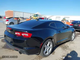 2019 Chevrolet Camaro 1LT with VIN 1G1FB1RX6K0133447, listed as a IAAI auction lot 41406255 with 125,267 mi miles. Bid and sale history available at carsss.com. Image 4.