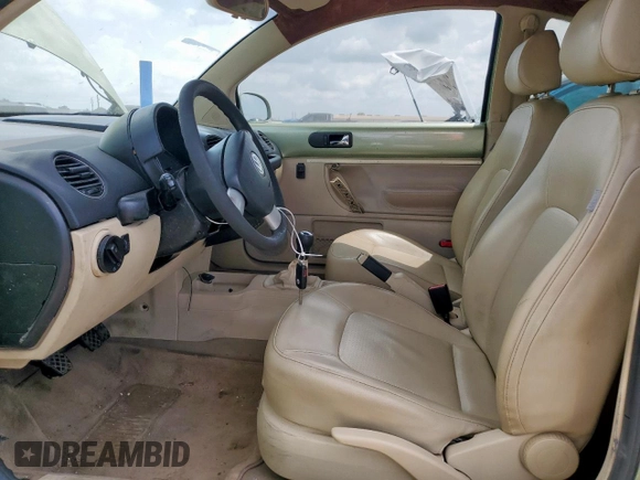 2008 Volkswagen Beetle S z VIN 3VWPW31C98M503667, wystawiony jako Copart lot #59942235 z przebiegiem 122 030 mil mil oraz Szkoda całkowita • Salvage title. Historia ofert i sprzedaży dostępna na DreamBid. Obrazek 7.