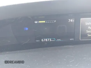 2020 Toyota Prius L Eco z VIN JTDKARFU3L3111990, wystawiony jako IAAI lot #41964834 z przebiegiem 67 873 mil mil oraz . Historia ofert i sprzedaży dostępna na DreamBid. Obrazek 7.