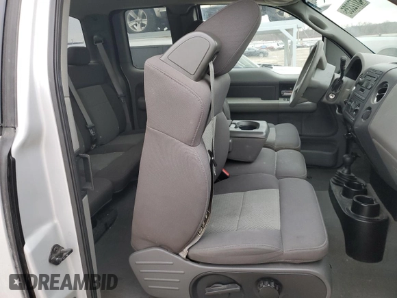 2004 Ford F-150 XLT with VIN 1FTPX14514NA30364, listed as a Copart auction lot 43772335 with 135,450 mi miles and Salvage Title. Bid and sale history available at carsss.com. Image 10.