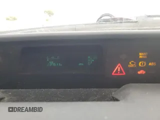 2005 Toyota Prius z VIN JTDKB20U153026520, wystawiony jako Copart lot #50978655 z przebiegiem 237 511 mil mil oraz Szkoda całkowita • Salvage title. Historia ofert i sprzedaży dostępna na DreamBid. Obrazek 9.
