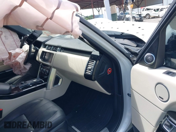 2015 Land Rover Range Rover HSE with VIN SALGS2VF0FA239075, listed as a IAAI auction lot 42278987 with 99,398 mi miles and . Bid and sale history available at DreamBid. Image 5.
