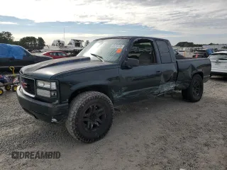 1997 GMC Sierra 1500 z VIN 2GTEK19R9V1524346, wystawiony jako Copart lot #43153725 z przebiegiem 242 790 mil mil oraz Szkoda całkowita • Salvage title. Historia ofert i sprzedaży dostępna na DreamBid. Obrazek 1.