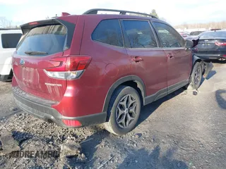 2021 Subaru Forester Premium with VIN JF2SKAJC5MH530619, listed as a IAAI auction lot 41288943 with 25,328 mi miles. Bid and sale history available at carsss.com. Image 4.