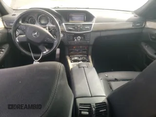 2010 Mercedes-Benz E 350 Luxury with VIN WDDHF5GB9AA160952, listed as a Copart auction lot 46392455 with 152,712 mi miles and Salvage Title. Bid and sale history available at DreamBid. Image 8.