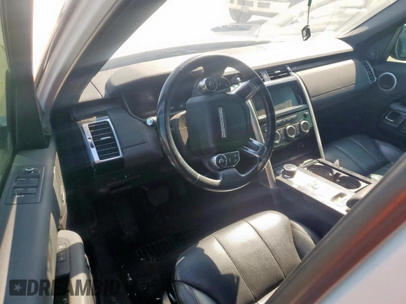2018 Land Rover Discovery HSE z VIN SALRR2RV6JA075510, wystawiony jako Copart lot #52255385 z przebiegiem Nie podano mil oraz Tytuł czysty. Historia ofert i sprzedaży dostępna na DreamBid. Obrazek 8.