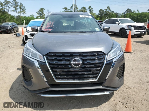2023 Nissan Kicks SV with VIN 3N1CP5CV7PL498968, listed as a Copart auction lot 52902295 with 10,112 mi miles and Salvage Title. Bid and sale history available at DreamBid. Image 5.