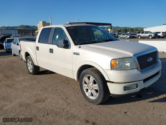 2007 Ford F-150 XLT with VIN 1FTPW12527FB74543, listed as a IAAI auction lot 41723554 with 217,242 mi miles. Bid and sale history available at carsss.com. Image 1.