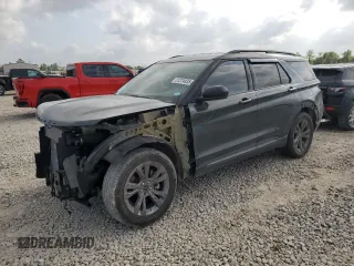 2022 Ford Explorer XLT with VIN 1FMSK7DH5NGC38366, listed as a Copart auction lot 51224835 with 24,909 mi miles and Salvage Title. Bid and sale history available at carsss.com. Image 1.