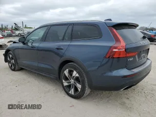 2020 Volvo V60 z VIN YV4102WK5L1030373, wystawiony jako Copart lot #88530625 z przebiegiem 37 296 mil mil oraz Nie do naprawy • Non repairable. Historia ofert i sprzedaży dostępna na DreamBid. Obrazek 2.