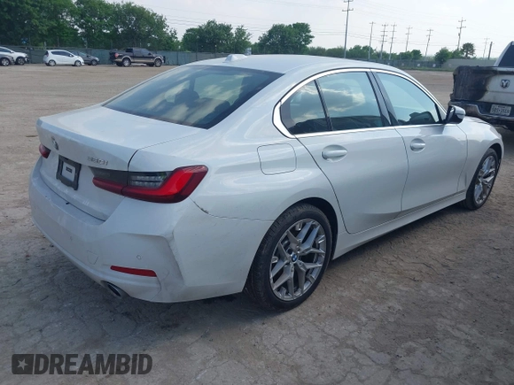 2025 BMW 3 Series 330i with VIN 3MW69CW03S8E96913, listed as a IAAI auction lot 41962302 with 13,154 mi miles and . Bid and sale history available at carsss.com. Image 4.